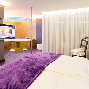 Hotel Plaza Design